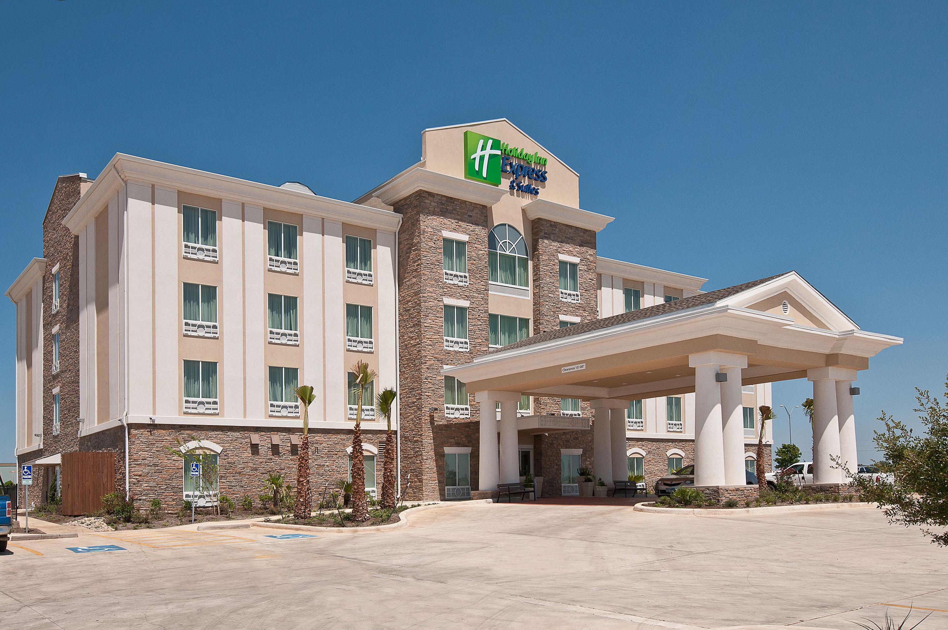 Hotel Express And By Ihg Pearsall