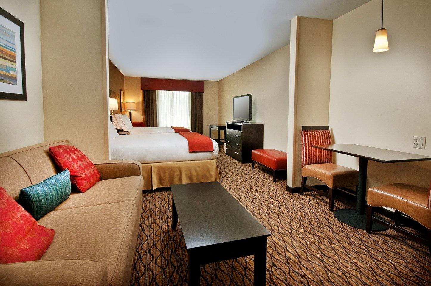 Express And By Ihg 2*